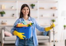 Xadimeci teleb olunur