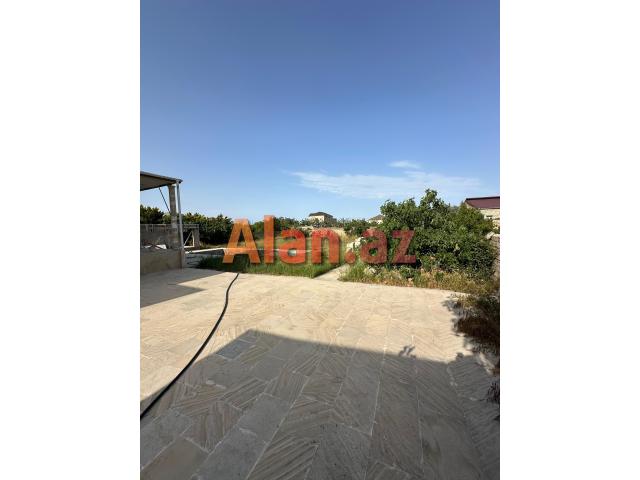 Təcili !!! Buzovnada 14sotda 4 otaqlı bağ evi satılır