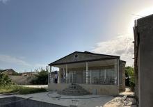 Təcili !!! Buzovnada 14sotda 4 otaqlı bağ evi satılır