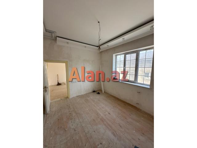 Təcili Buzovnada 14sotda 4otaqlı bağ evi satılır