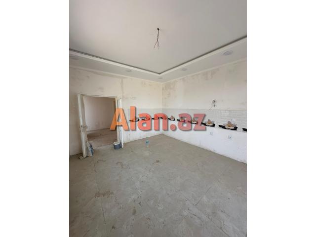 Təcili Buzovnada 14sotda 4otaqlı bağ evi satılır