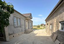 Təcili Buzovnada 14sotda 4otaqlı bağ evi satılır