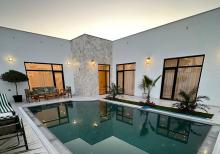 Mərdəkanda bağ evi satılır