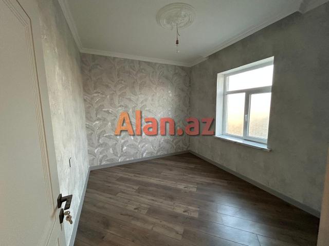 Mərdəkan yolunda 2 mərtəbəli həyət evi satılır