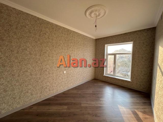 Mərdəkan yolunda 2 mərtəbəli həyət evi satılır