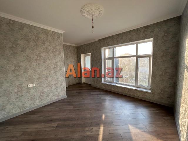 Mərdəkan yolunda 2 mərtəbəli həyət evi satılır