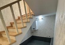 Mərdəkan yolunda 2 mərtəbəli həyət evi satılır