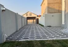 Mərdəkan yolunda 2 mərtəbəli həyət evi satılır