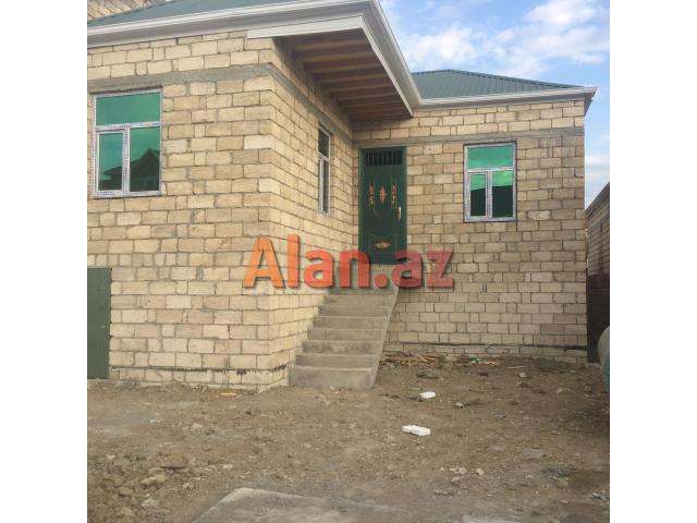 kreditle 3 otaqli heyet evi