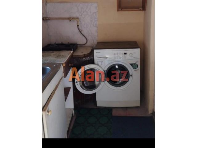 Metro Insatcilar  Ats arxasi