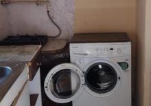 Metro Insatcilar  Ats arxasi