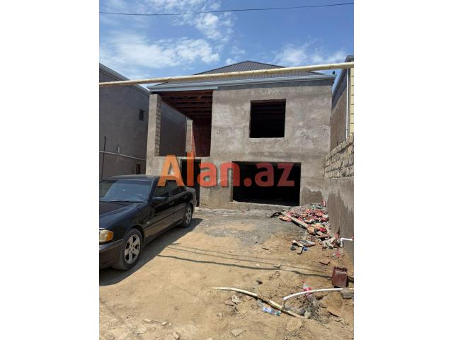 tecili  4 otaqli heyet evi