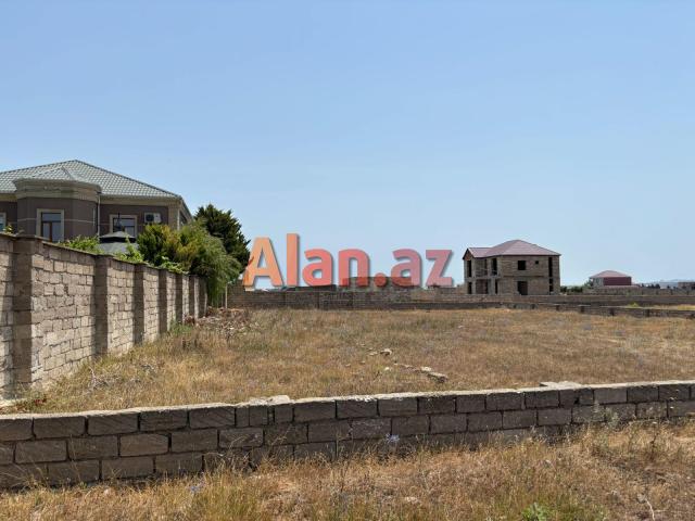 Buzovnada torpaq sahəsi satılır