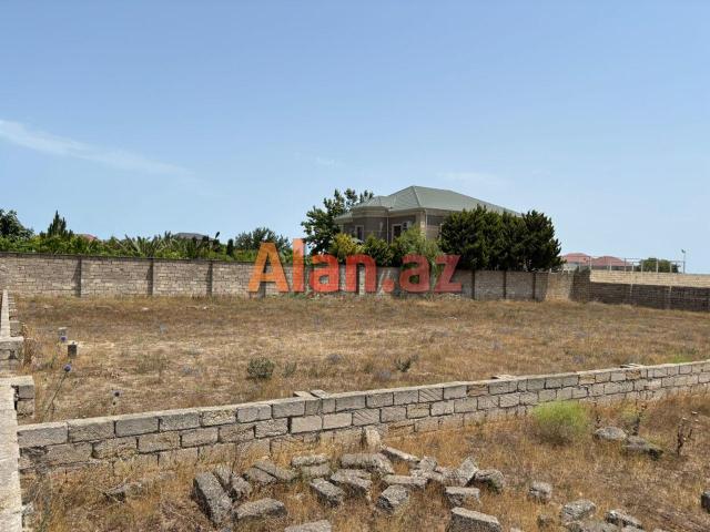 Buzovnada torpaq sahəsi satılır