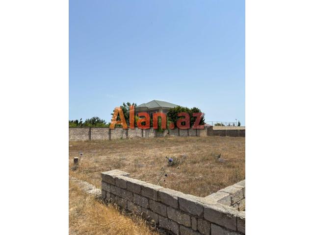 Buzovnada torpaq sahəsi satılır