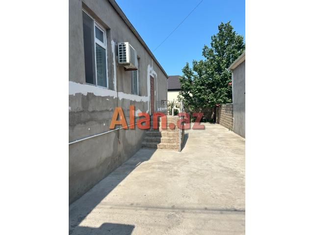 Buzovnada 5 otaqlı həyət evi satılır