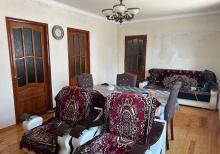 Buzovnada 5 otaqlı həyət evi satılır