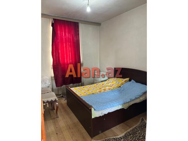 Buzovnada 5 otaqlı həyət evi satılır