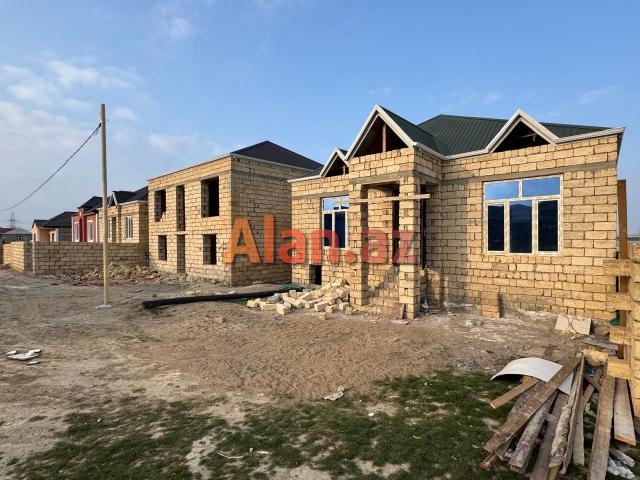 kreditle 3 otaqli heyet evi