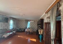 Buzovnada həyət evi satılır