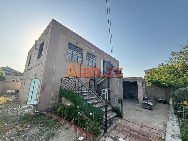 Buzovnada həyət evi satılır