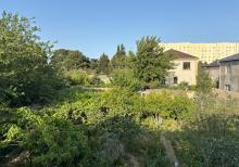 Buzovnada həyət evi satılır