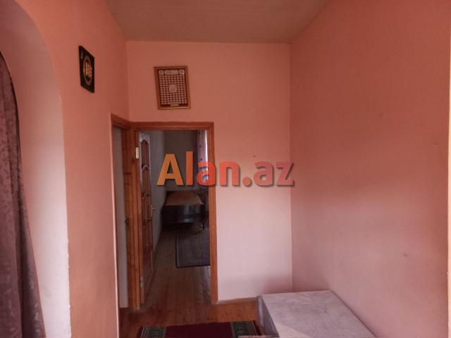 Şağan-2də həyət evi satılır