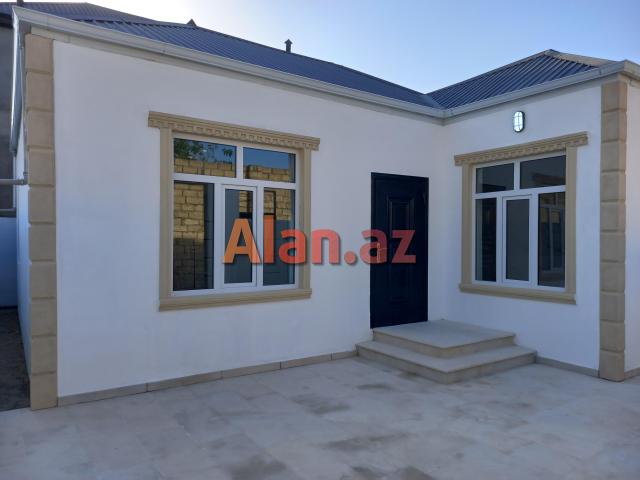 Novxanida Denize Yaxin Super Temirli 3 Otaqli Bag Evi Satilir