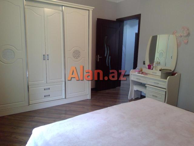 Buzovnada bağ evi satılır