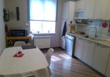 Buzovnada bağ evi satılır