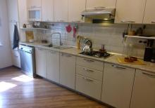 Buzovnada bağ evi satılır