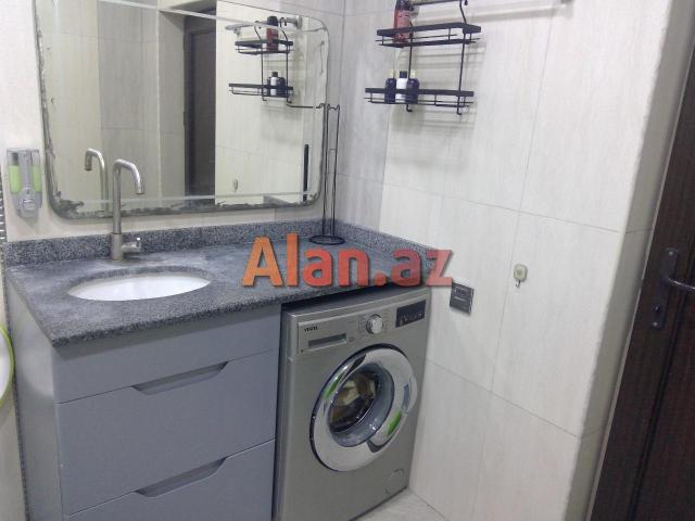 Buzovnada bağ evi satılır