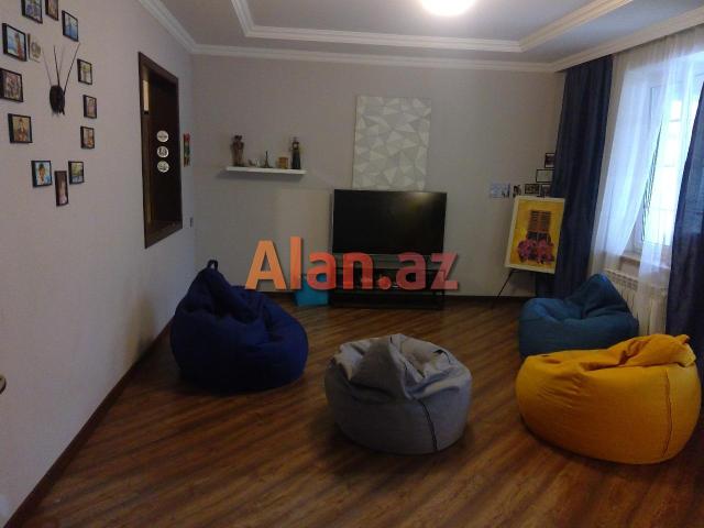 Buzovnada bağ evi satılır