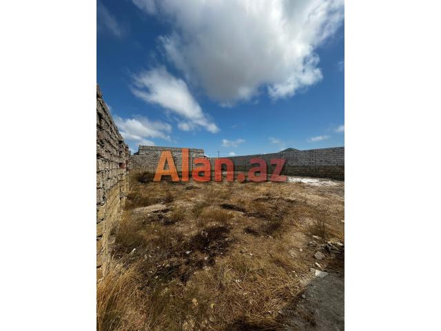 Buzovnada torpaq sahəsi satılır