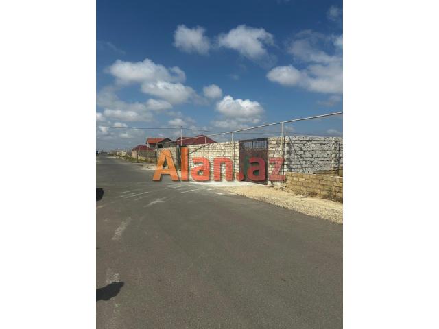 Buzovnada torpaq sahəsi satılır