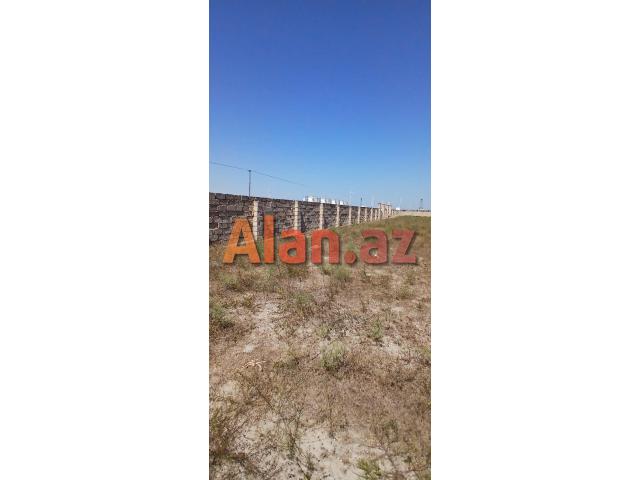 Buzovnada torpaq sahəsi satılır