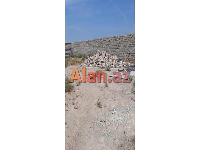 Buzovnada torpaq sahəsi satılır