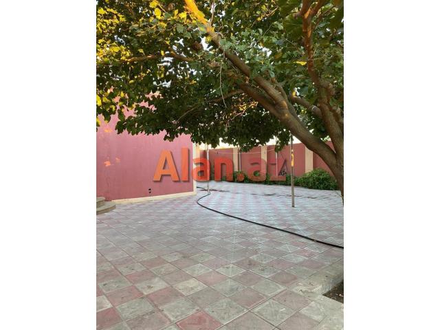 Albalıda həyət evi satılır