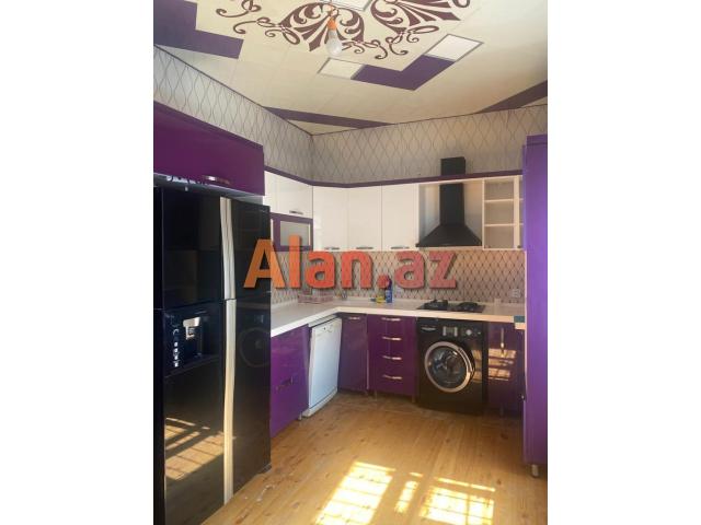 Albalıda həyət evi satılır