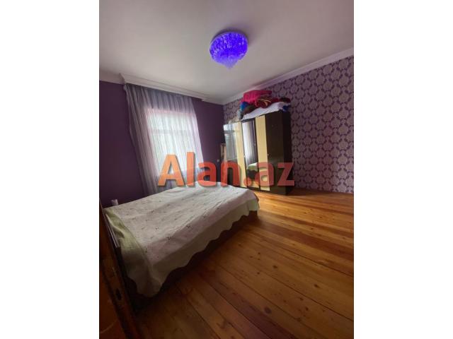 Albalıda həyət evi satılır