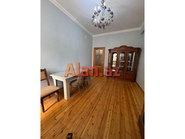 YENİ YASAMALDA MƏNZİL SATILIR !!!!