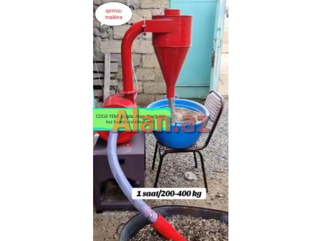 Cücə  yemi makinası