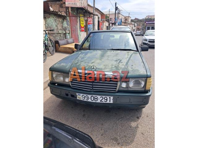 Mercedes 190, 1.8 L, 1993 il, 354 789 km