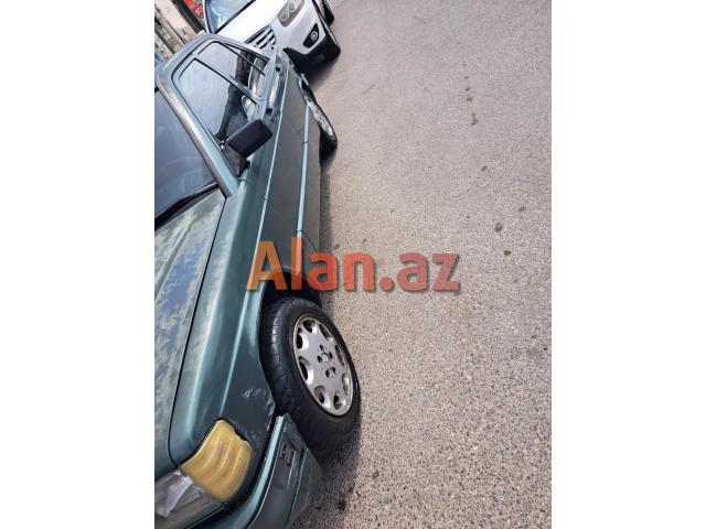 Mercedes 190, 1.8 L, 1993 il, 354 789 km