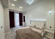 Bona Dea Hospital yanı Yeni Binada 2 otağa duzelme Menzil Əşyalarla birge satılır.