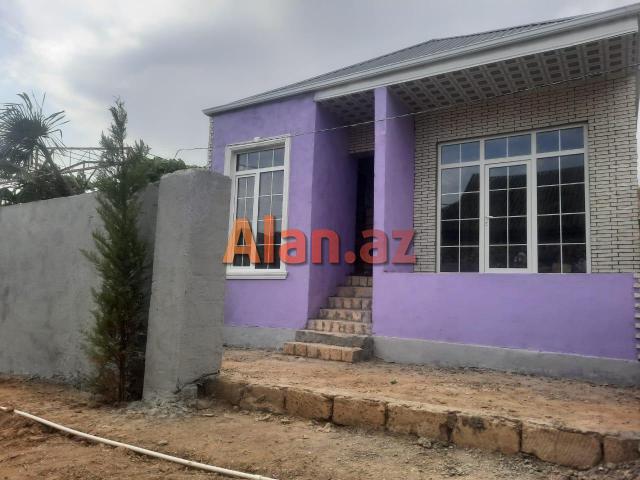 tecili 4 otaqli heyet evi