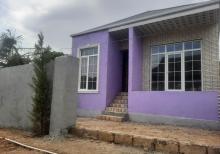 tecili 4 otaqli heyet evi