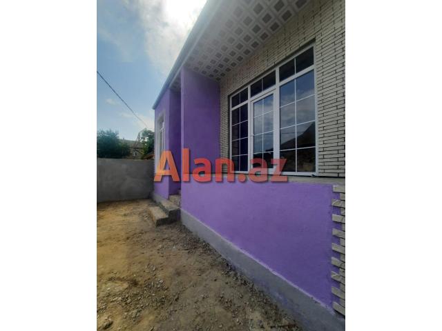 tecili 4 otaqli heyet evi