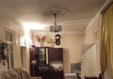 Buzovna-Maştağa yolunda həyət evi satılır