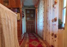 Buzovna-Maştağa yolunda həyət evi satılır